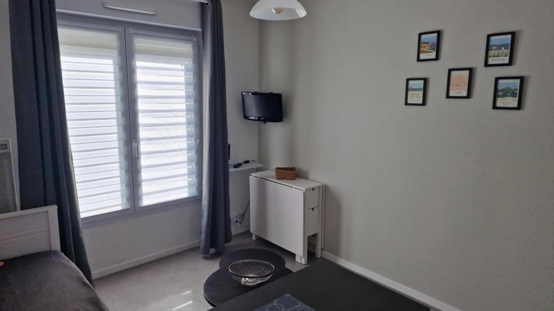 Studio Tranquille Escale Briochine A 2 Pas Du Centre-Ville Avec Place Parking Prive Saint-Brieuc